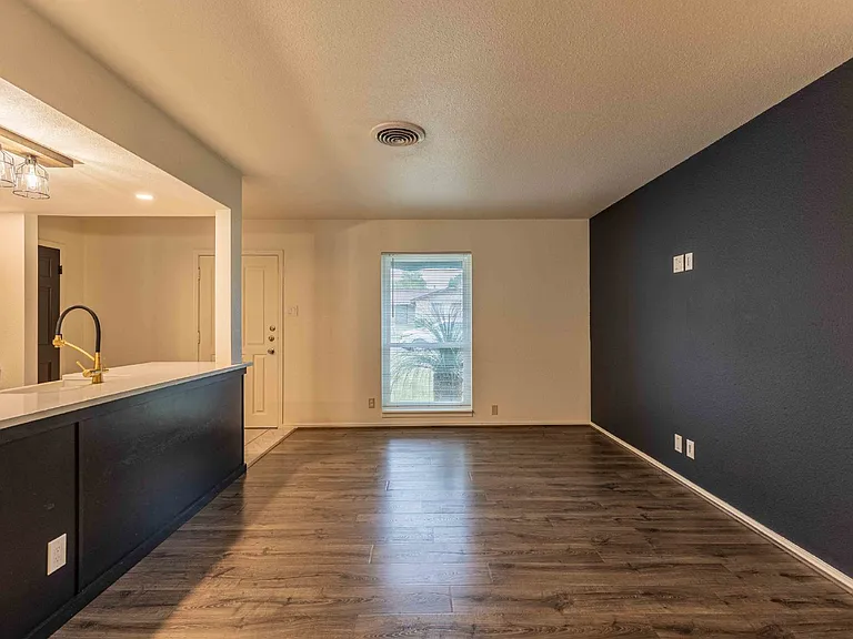 1014 Morey Peak Dr — Photo 16