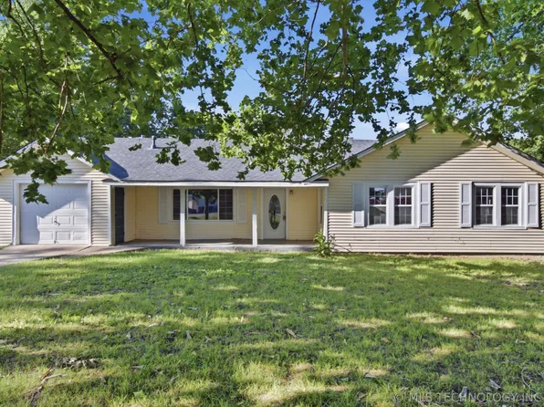 401 E Main St, Beggs, OK 74421