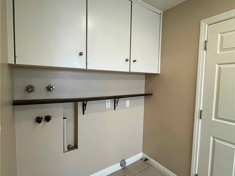 9424 Ethel St — Photo 21
