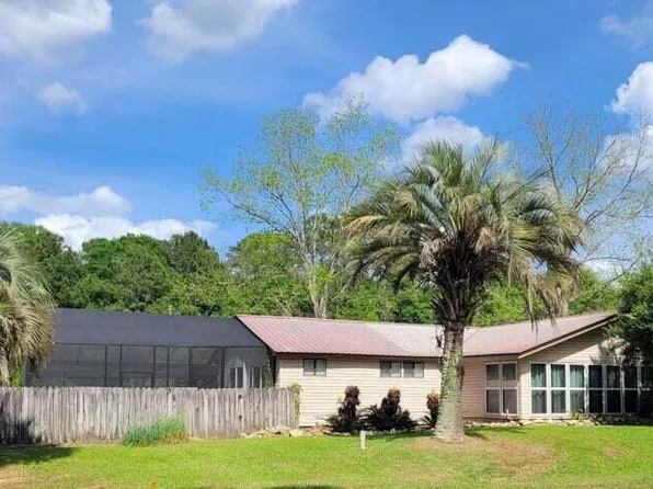 2491 N Pine St, Westville, FL 32464