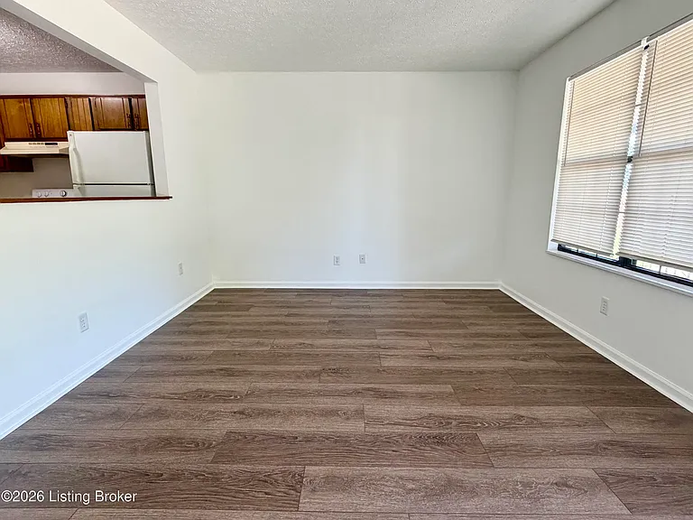 300 Faro Ct #9 — Photo 3