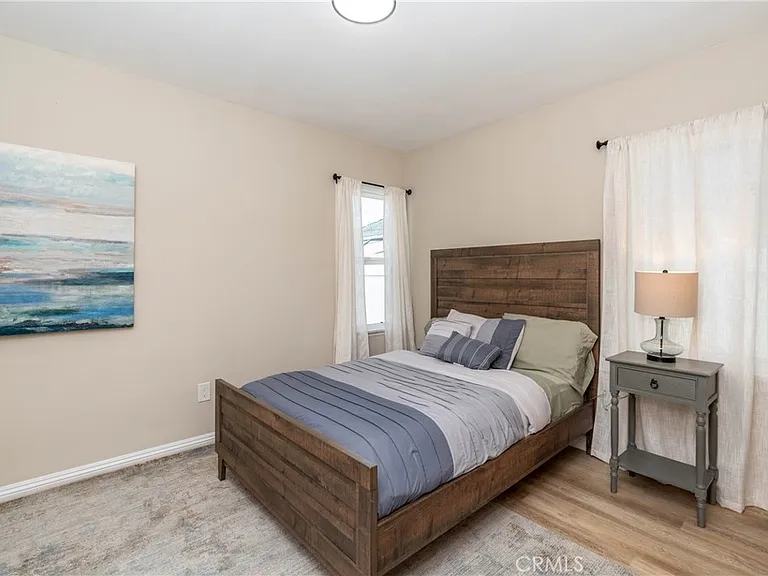 2241 Grand Ave — Photo 8