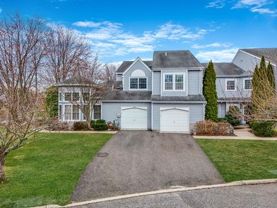 158 Lakebridge Drive N, Kings Park, NY, 11754