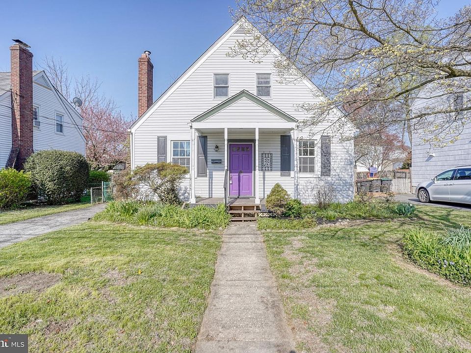 1st image of 523 Essex Ave