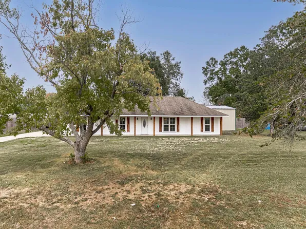 3040 Lafiton Ln, Port Allen, LA 70767