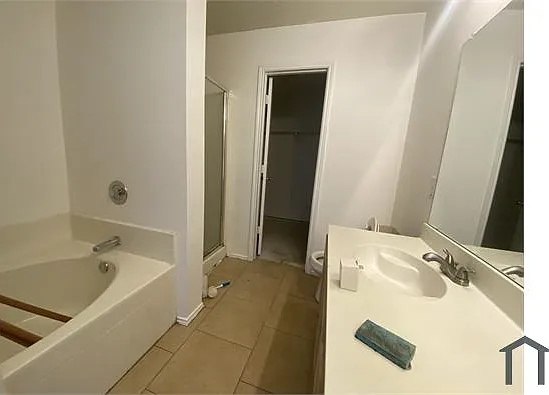 3883 Steeplechase Dr — Photo 8