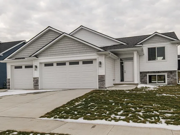 1768 Brandt Dr NE, Byron, MN 55920