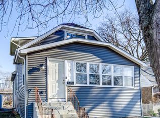 12759 Clinton St, Blue Island, IL 60406