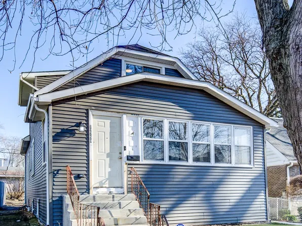 12759 Clinton St, Blue Island, IL 60406