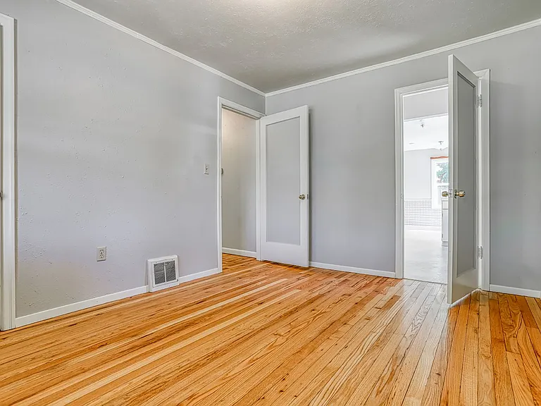 4106 NW Fir St — Photo 11