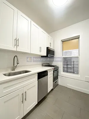 Rented by Sovereign Associates | media 8