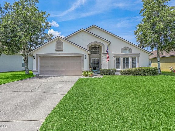 2nd image of 11566 Alexis Forest Dr E