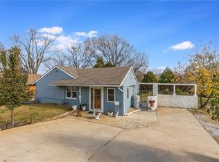 3707 S Sterling Ave, Independence, MO 64052
