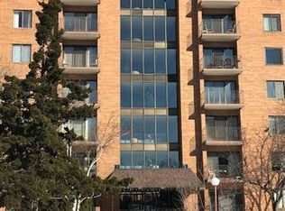 1717 W Crystal Ln UNIT 706, Mount Prospect, IL 60056