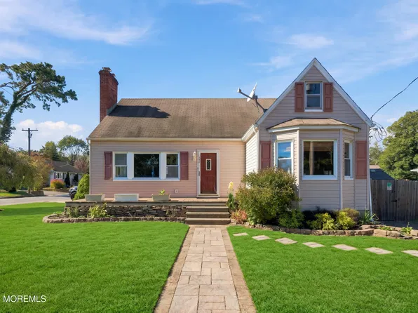 352 Anchor Avenue, Beachwood, NJ 08722