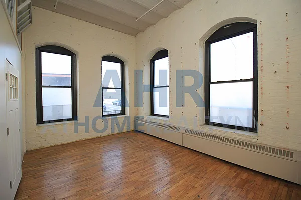 Rented by At Home Realty NY LLC | media 23