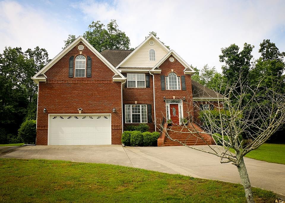 1st image of 297 Hickory Crest Dr NE