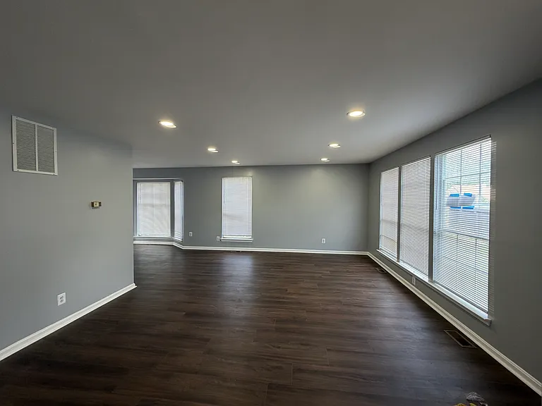 4516 Waverly Crossing Ln — Photo 2