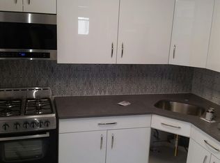 6855 Fresh Pond Rd #2B, Ridgewood, NY 11385