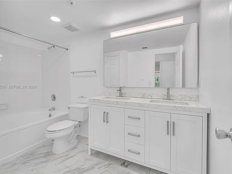 215 SW 117th Ter #14306 — Photo 30