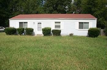 1st image of 105 Walnut Dr