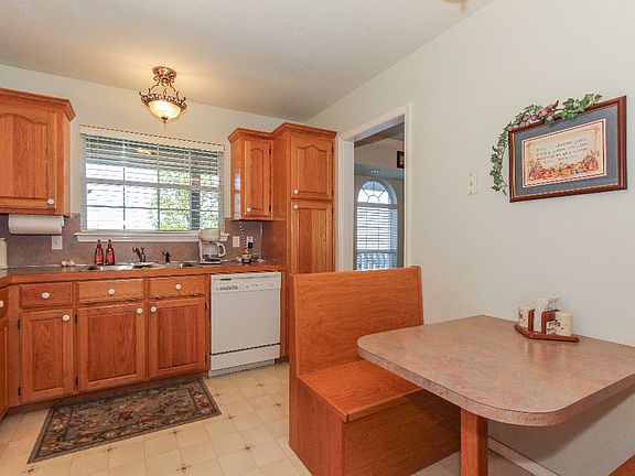 2nd image of 14597 N Maple Dr