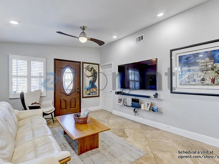 2975 Webster Ave — Photo 5