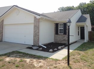 1445 Creekside Dr, Brownsburg, IN 46112
