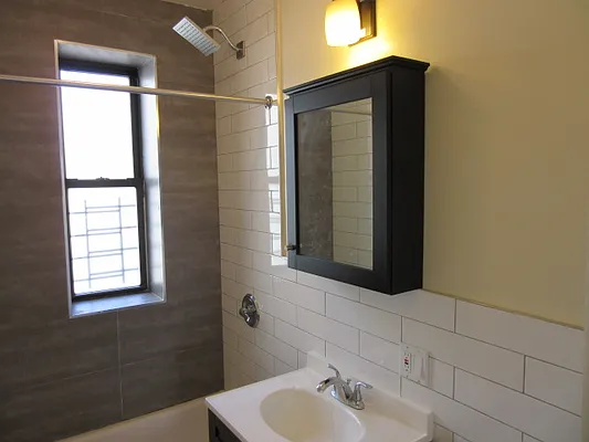 Rented by Blue Egg Realty Corp | media 19