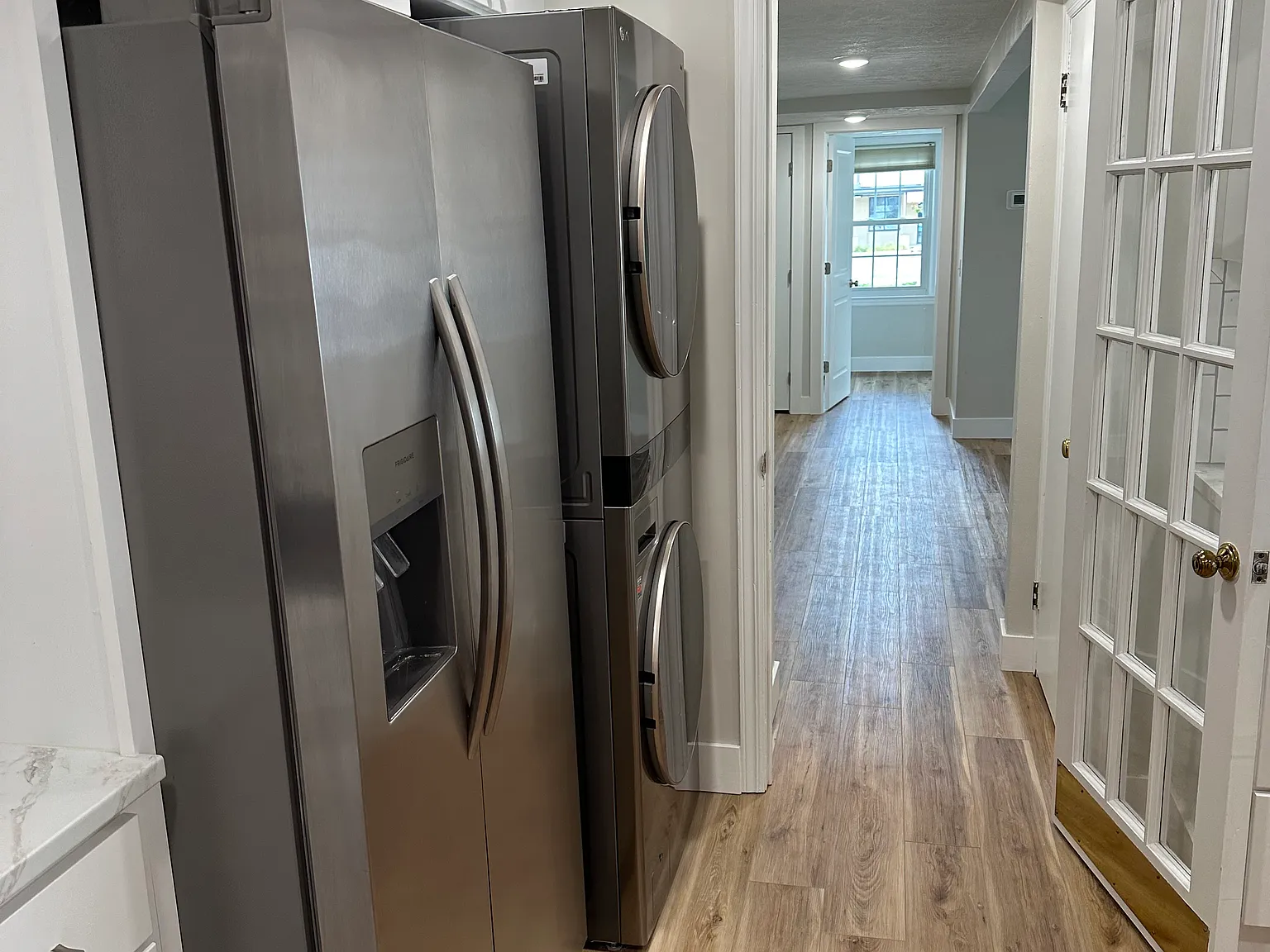 3 bed, 1400 sqft, $2,250 — Photo 4