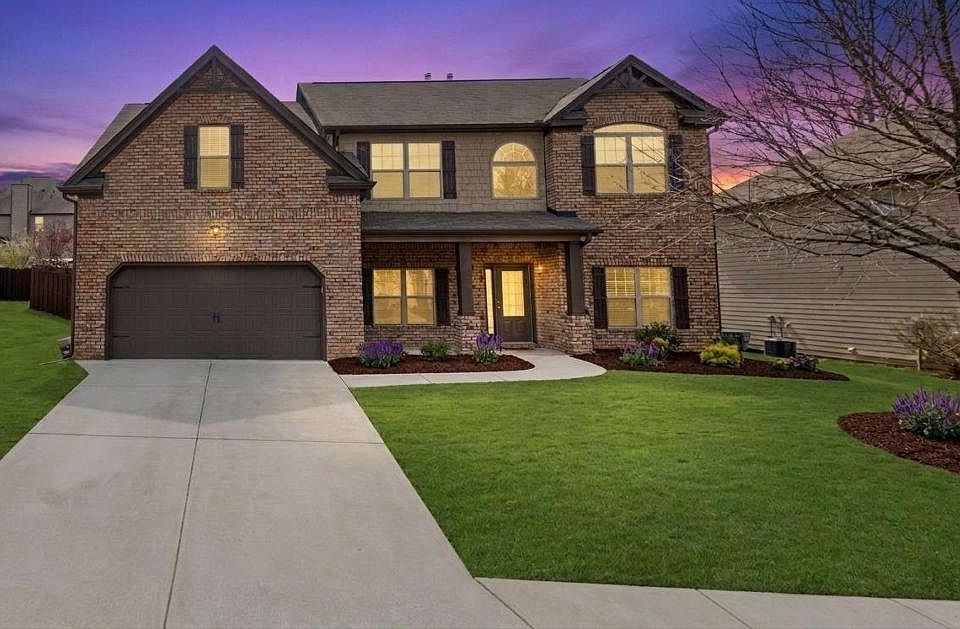 1st image of 219 Traditions Dr