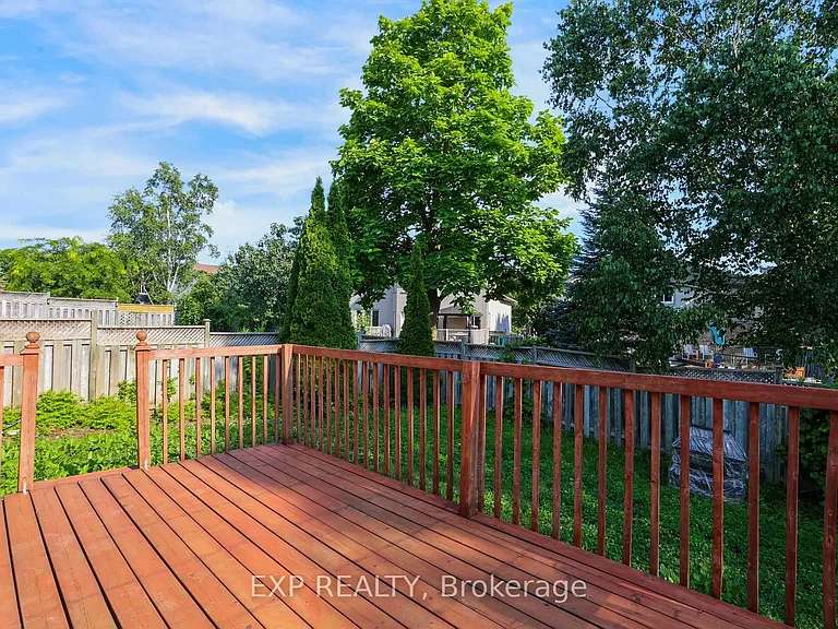 163 Daimler Dr — Photo 47