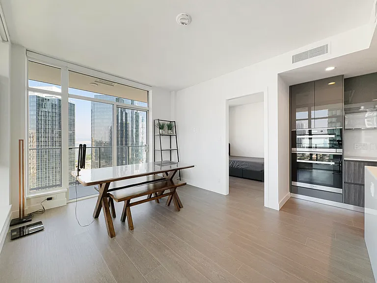 6511 Sussex Ave #19XX — Photo 8