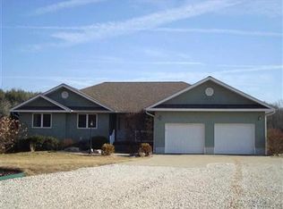 800 Wpa Rd, Mitchell, IN 47446