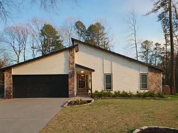 1366 Gray Rock Dr, Marietta, GA 30066