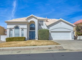 1325 Canyon Hills Dr NE, Albuquerque, NM 87112