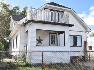 3916 Sheridan Rd, Racine, WI 53403