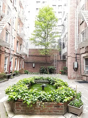 Rented by Sky Management | media 37