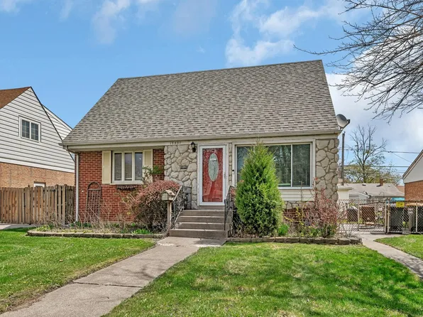 17531 Burnham Ave, Lansing, IL 60438