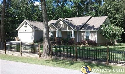 4932 Cole Drive West