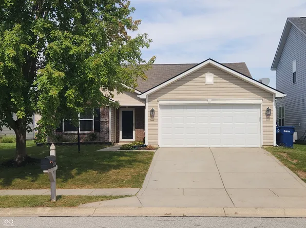 12544 Old Pond Rd, Noblesville, IN 46060