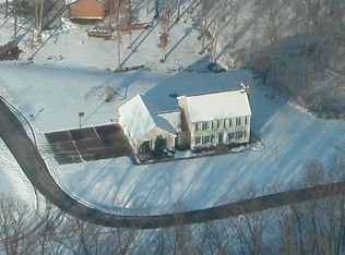 2 Whippoorwill Dr, Greenville, IL