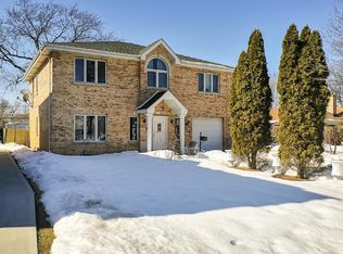 1020 N Knight Ave, Park Ridge, IL 60068