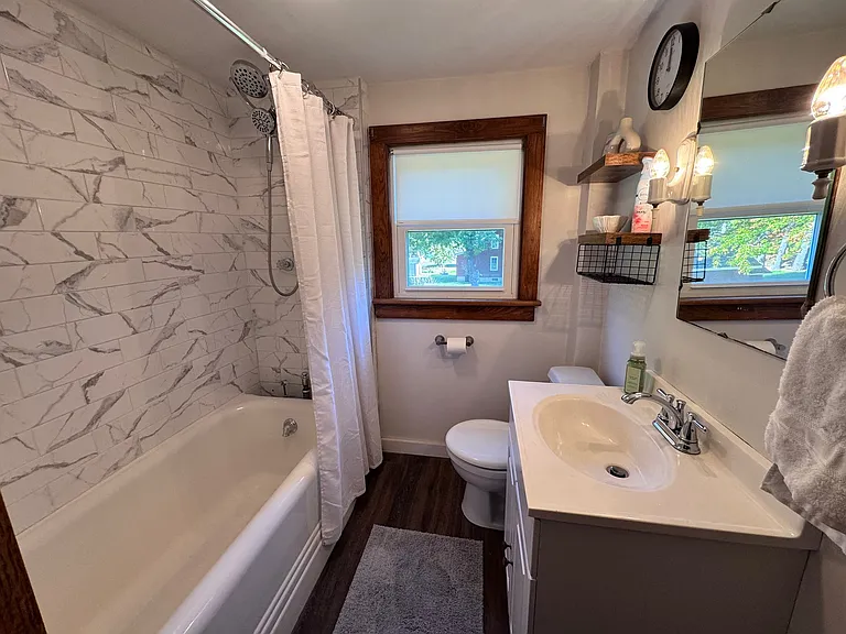 1253 Broad St — Photo 10