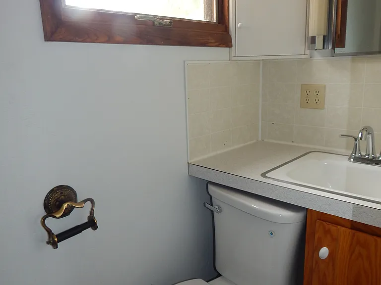 206 Mohican Ave — Photo 14