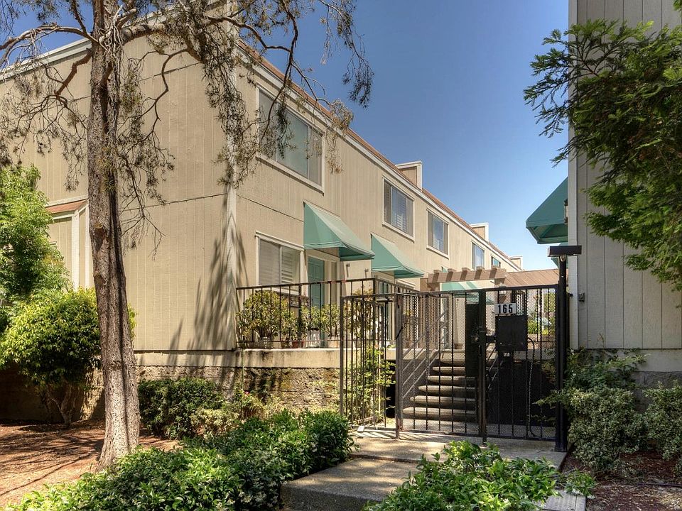 1st image of 165 Okeefe St APT 6