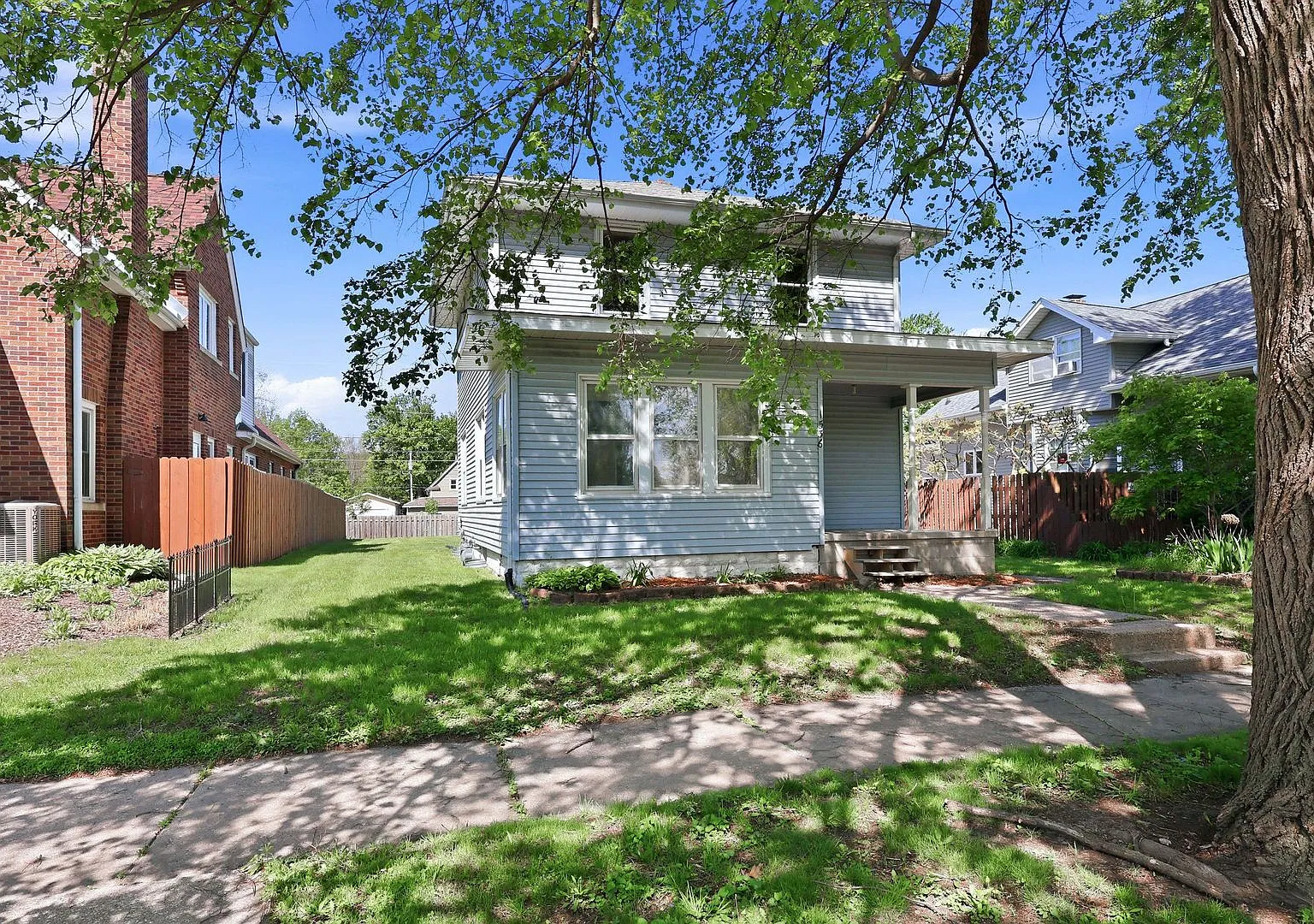 3b/1b 1363 Sq. Foot Single Family Home For Rent! $250 Off First Month's Rent - 1536 35th St., Roc... — Photo 3