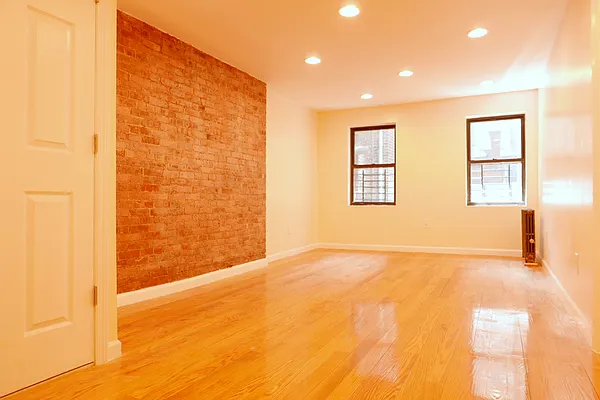 Rented by JK Dansar Corp | media 18