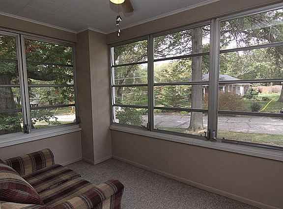 2nd image of 1016 25th Avenue Ct