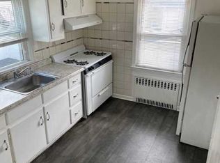416 6th St FLOOR 2, Palisades Park, NJ
